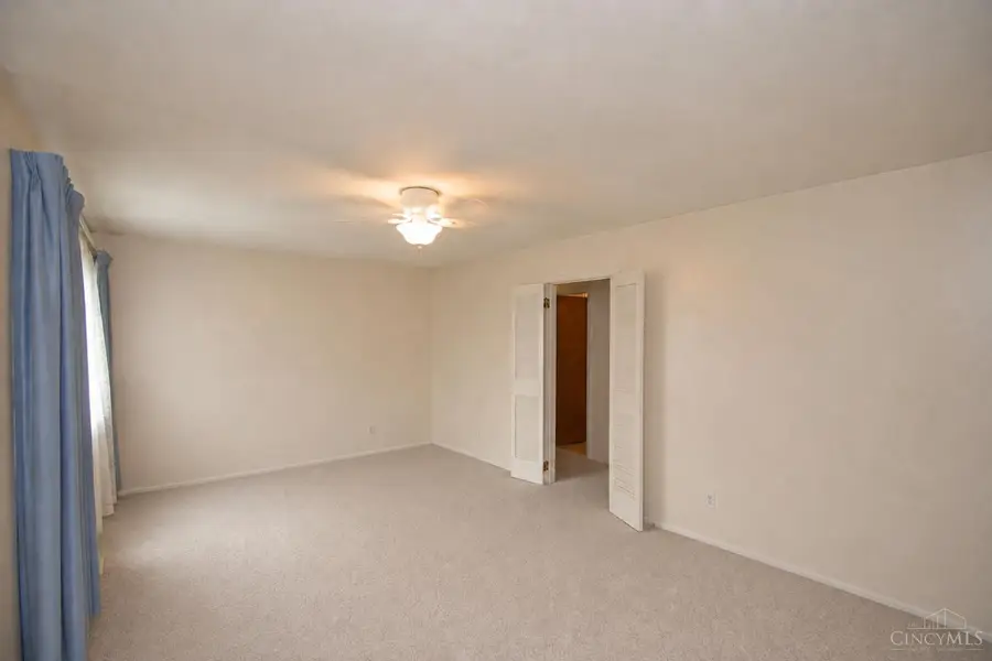 11731 Van Camp Lane, Springdale, OH 45246 - #3