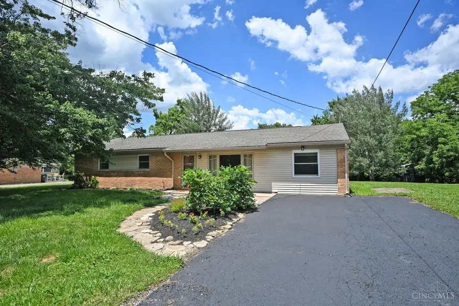 1102 Heatherstone Way, Mulberry, OH 45150 - #2
