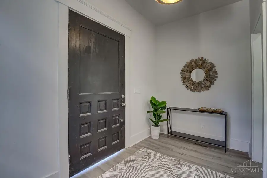 871 Hutchins Avenue, Cincinnati, OH 45229 - #2