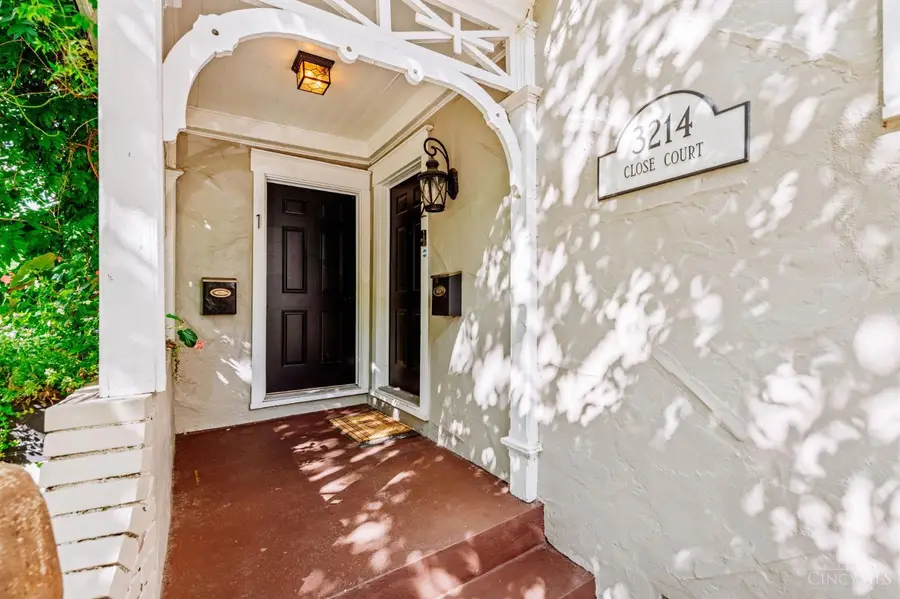 3214 Close Court, Cincinnati, OH 45208 - #3