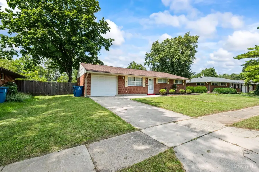 6687 Hubbard Drive, Huber Heights, OH 45424 - #3