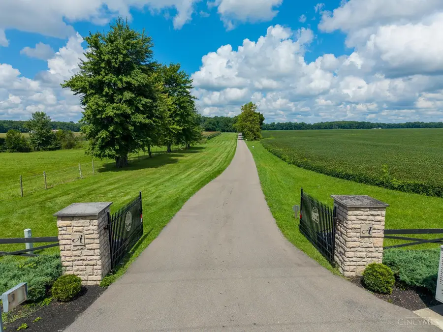 5510 Landing Lane, Goshen, OH 45122 - #3