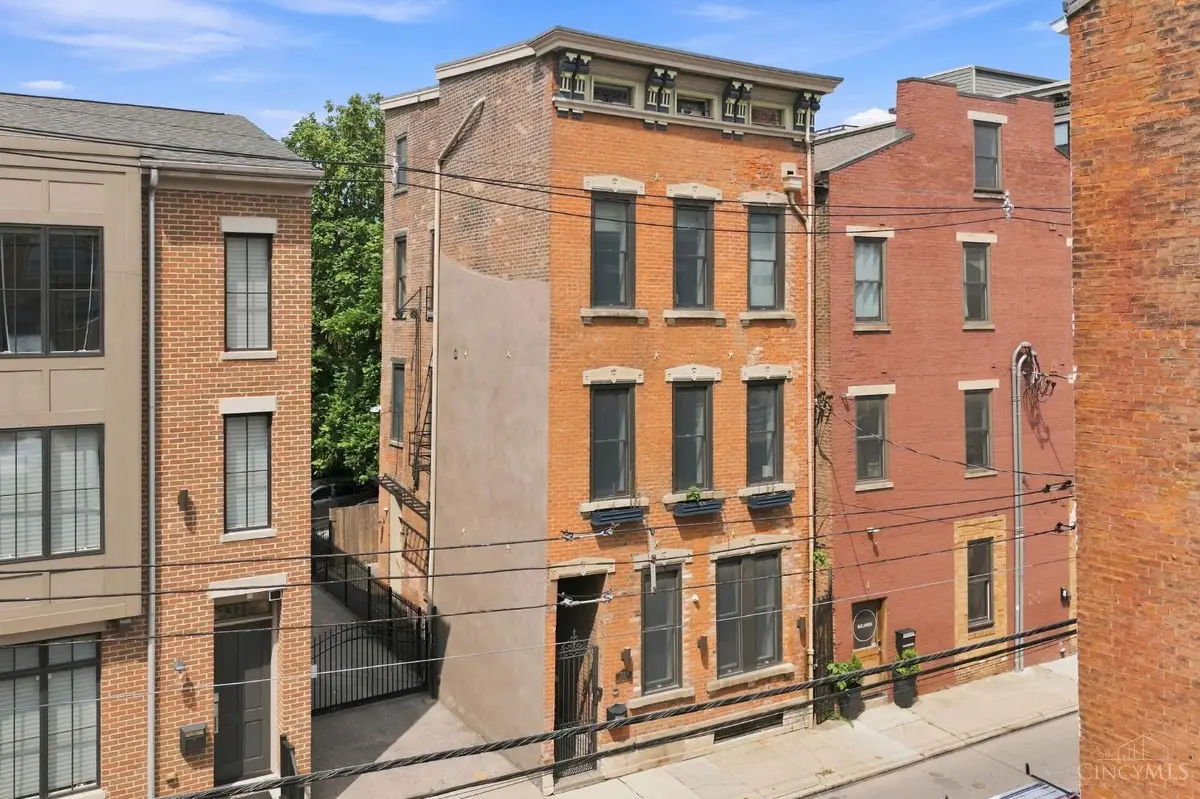 1329 Republic Street, Cincinnati, OH 45202 - #1