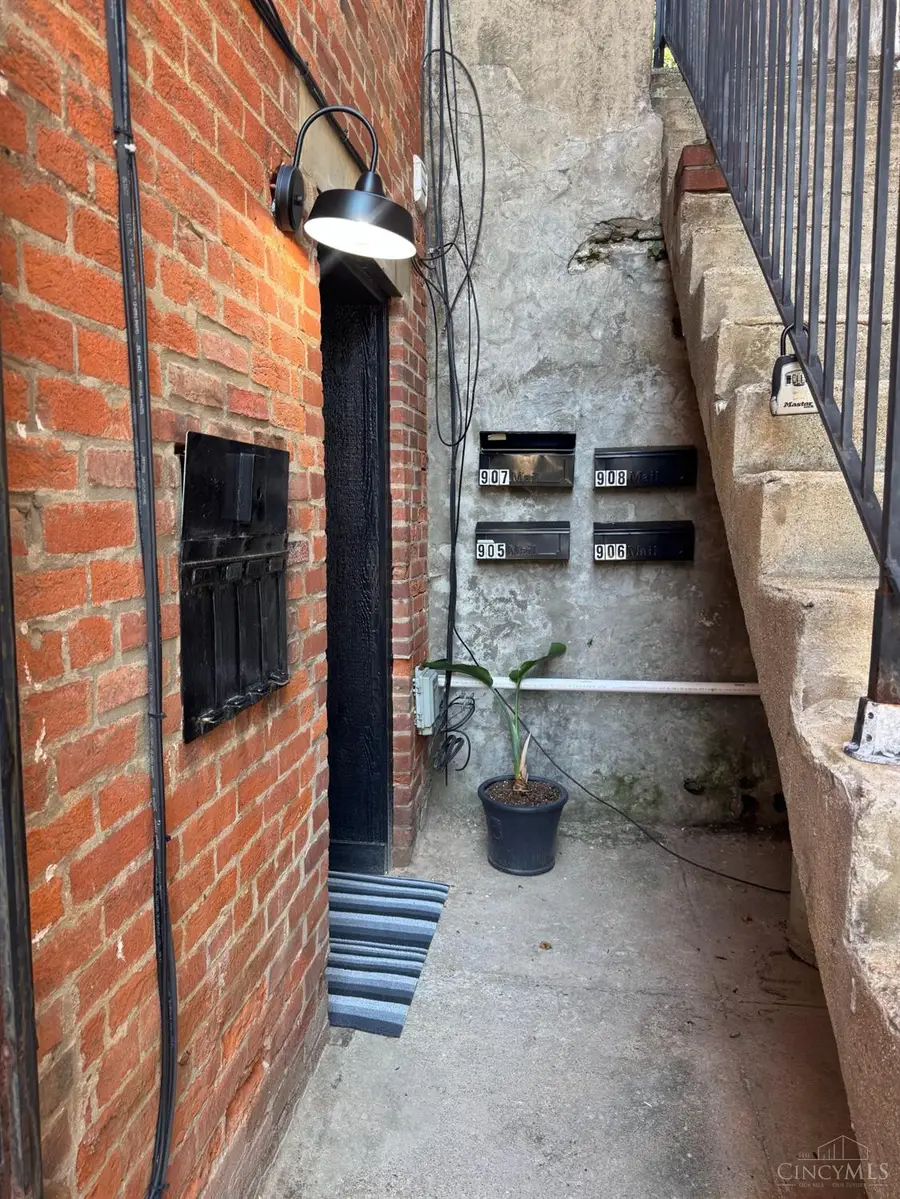 436 Klotter Avenue, Cincinnati, OH 45214 - #3