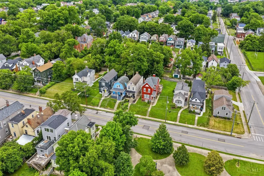 1986 Fairfax, Cincinnati, OH 45207 - #2