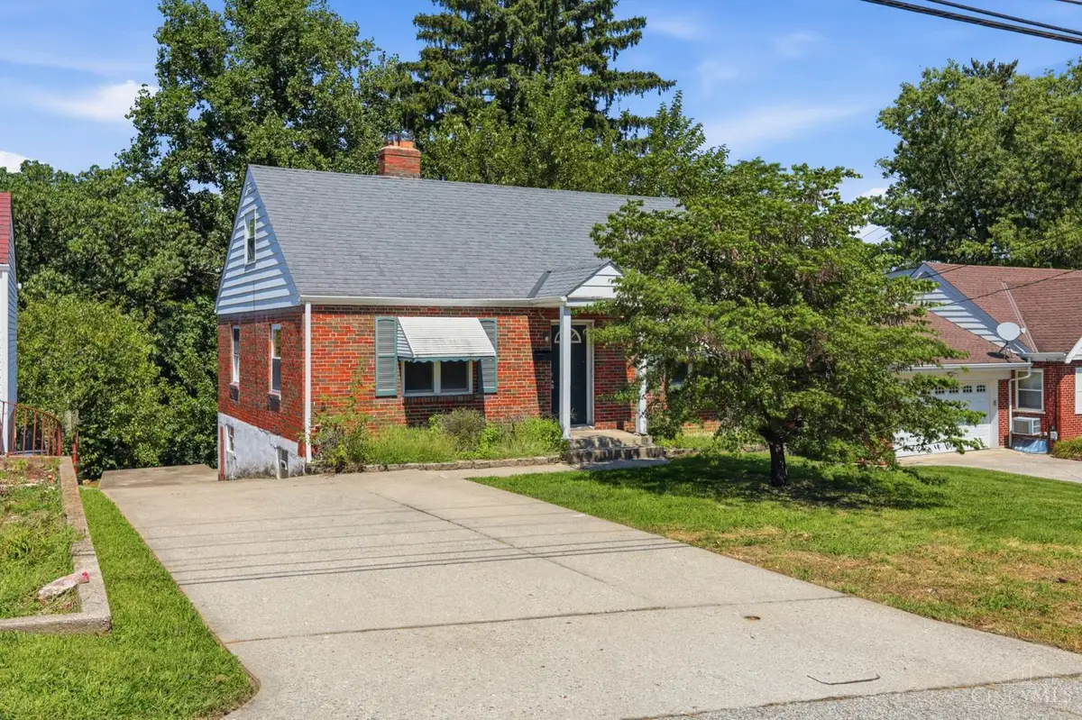 3270 Van Zandt Drive, Cincinnati, OH 45211 - #1