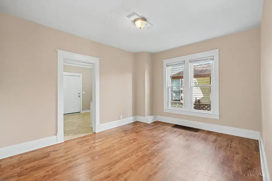 831 Forest Avenue, Hamilton, OH 45015 - #2