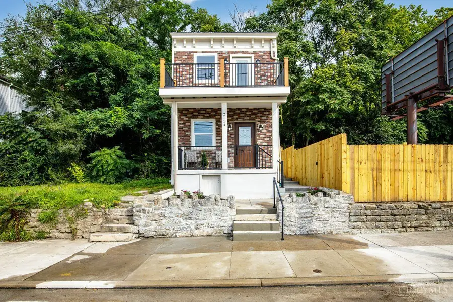 2114 Riverside Drive, Cincinnati, OH 45202 - #2