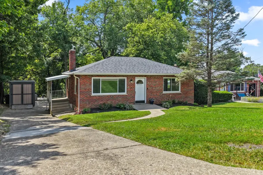 2361 E Galbraith Road, Reading, OH 45237 - #2