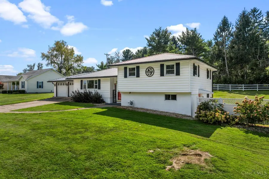 109 Elizabeth Drive, Hillsboro, OH 45133 - #2
