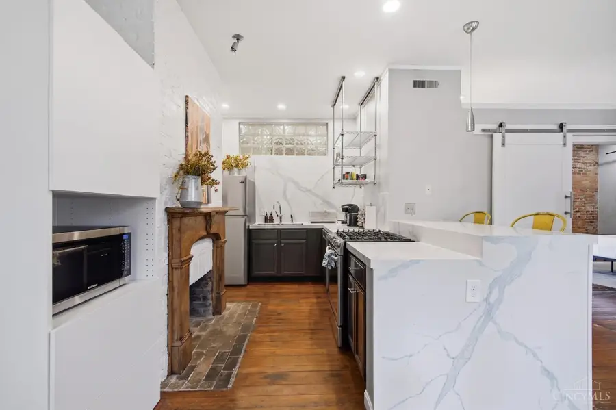 111 E Thirteenth Street #1, Cincinnati, OH 45202 - #3