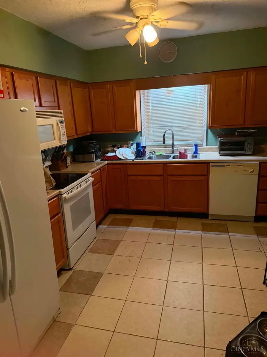 6295 St Rt 132, Goshen, OH 45122 - #2