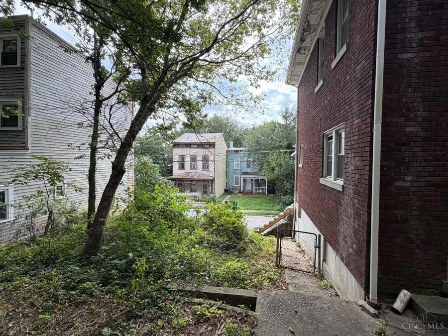 660 Steiner Avenue, Cincinnati, OH 45204 - #3