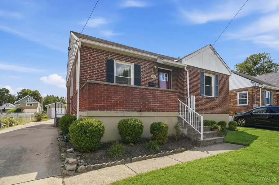 3821 Oleary Avenue, Deer Park, OH 45236 - #2