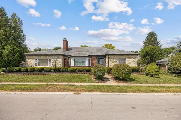 6325 Elm View Place, Elmwood Place, OH 45216