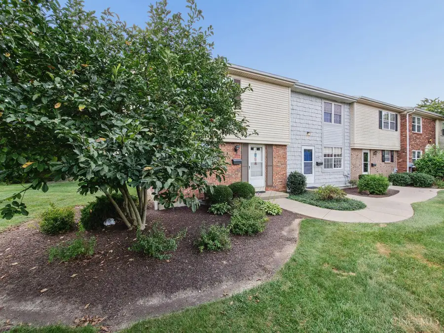 3394 Amberway Court, Cincinnati, OH 45251 - #2