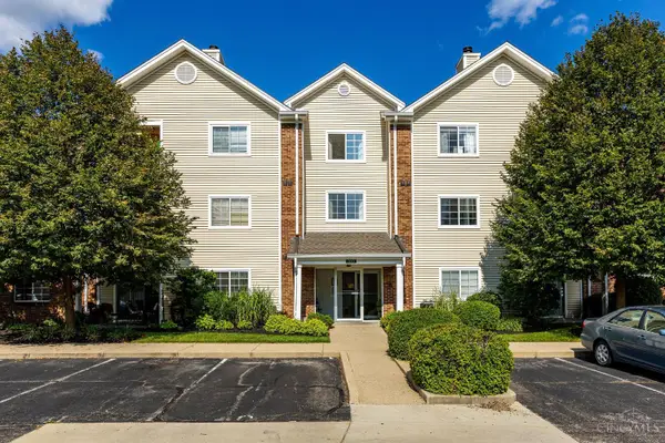 310 Carrington Place #109, Loveland, OH 45140