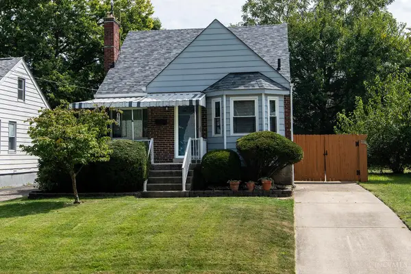 8104 Lake Avenue, Deer Park, OH 45236