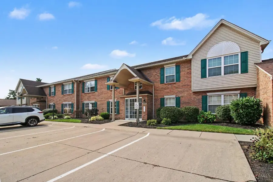 8812 Carrousel Park Circle #69, Colerain, OH 45251 - #2