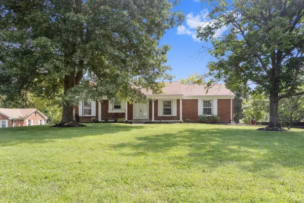 5818 Kenwood Road, Cincinnati, OH 45243
