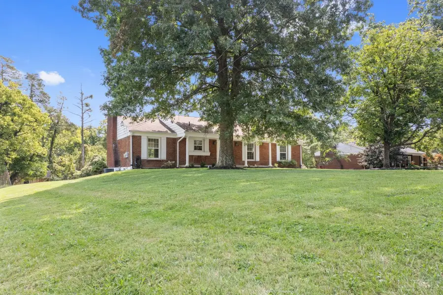 5818 Kenwood Road, Cincinnati, OH 45243 - #3