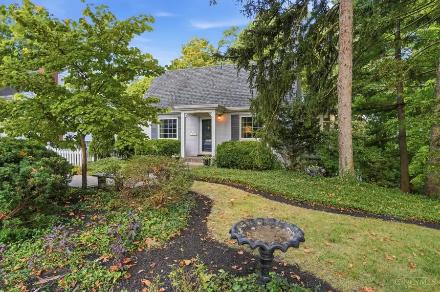 5723 Kinoll Avenue, Cincinnati, OH 45213 - #3