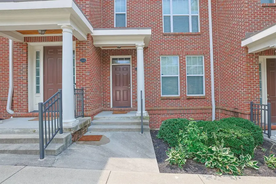 211 E Rochelle Street, Cincinnati, OH 45219 - #3