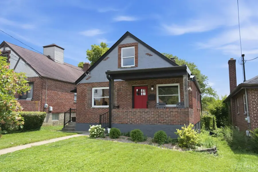 6925 Windward Street, Madison Place, OH 45227 - #3