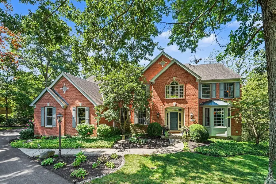 579 Ridgestone Drive, Cincinnati, OH 45255 - #2