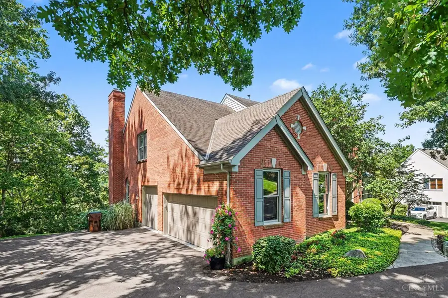 579 Ridgestone Drive, Cincinnati, OH 45255 - #3