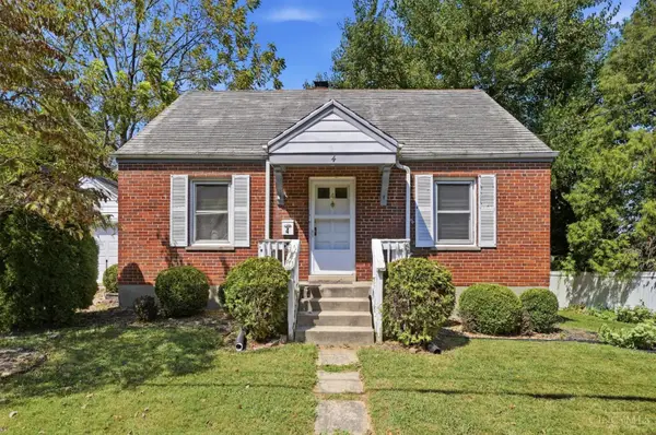 4 Gambier Circle, Greenhills, OH 45218