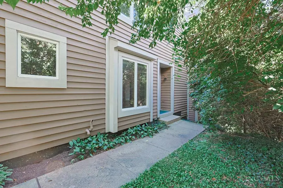 699 Totten Way, Cincinnati, OH 45226 - #2