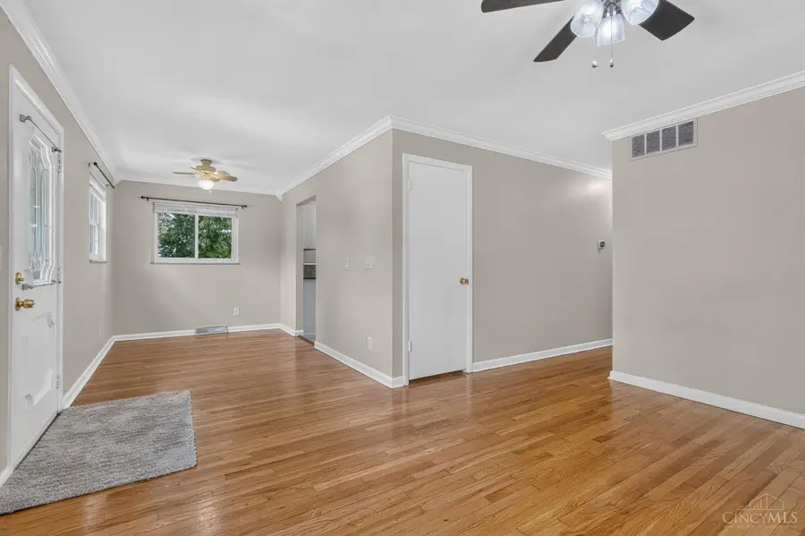 5535 Chandler Street, Cincinnati, OH 45227 - #3