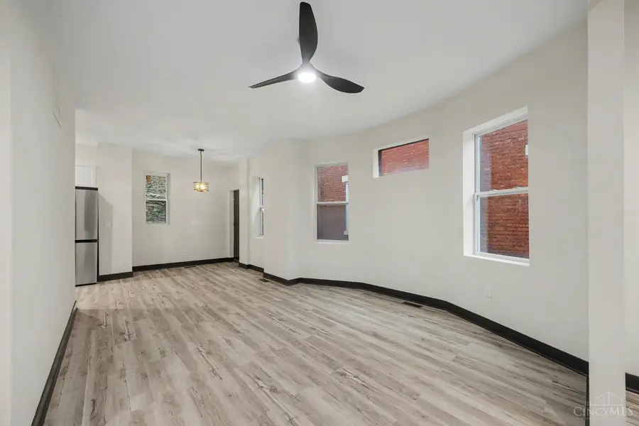 112 Valencia Street, Cincinnati, OH 45219 - #3