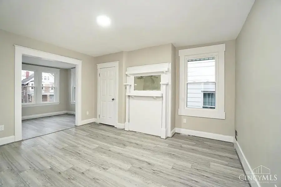 3415 Woodburn Avenue, Cincinnati, OH 45207 - #3