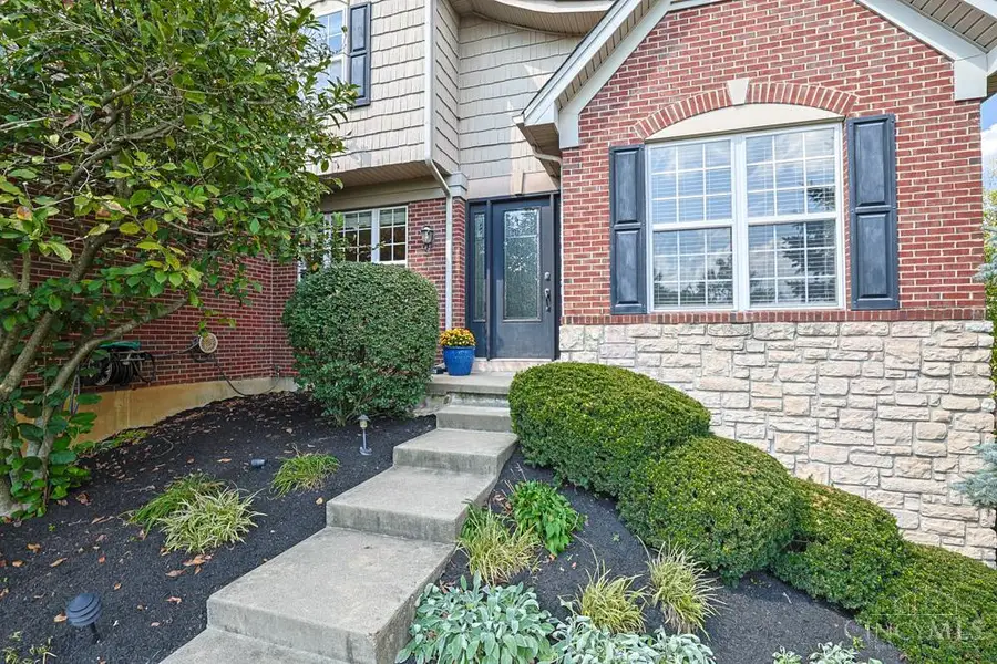 6809 Stewart Road, Silverton, OH 45236 - #2