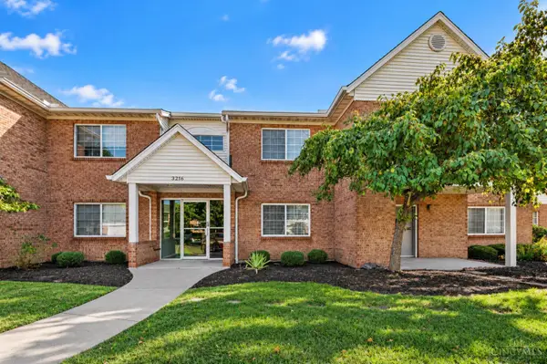 3216 Heritage Square Drive #16, Colerain Twp, OH 45251