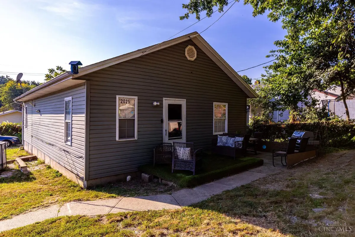 2025 Exeter Avenue, Fairfield, OH 45015 - #1