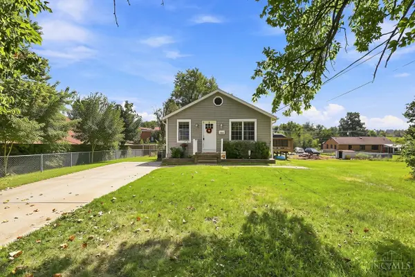 3704 Crestnoll Lane, Green Twp, OH 45211