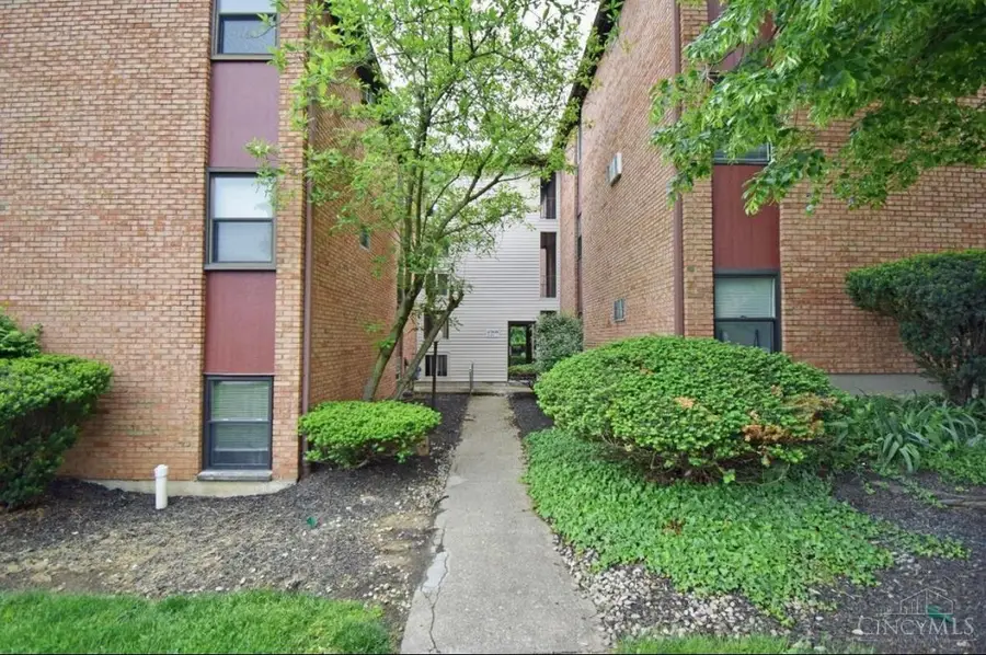 4908 Chalet Drive #403, Saint Bernard, OH 45217 - #2
