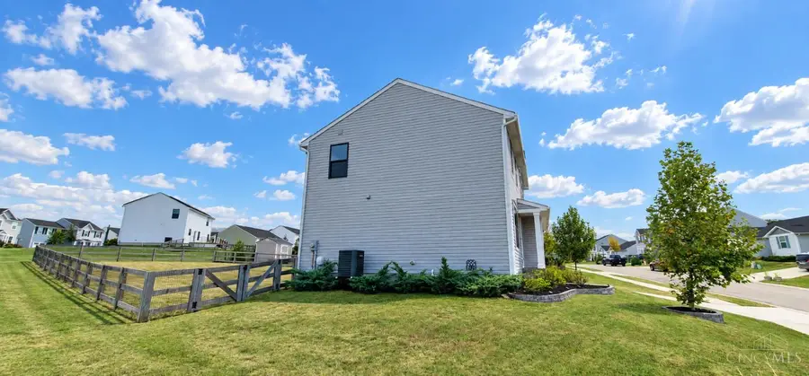 101 Crossing Circle Ct, New Richmond, OH 45157 - #3