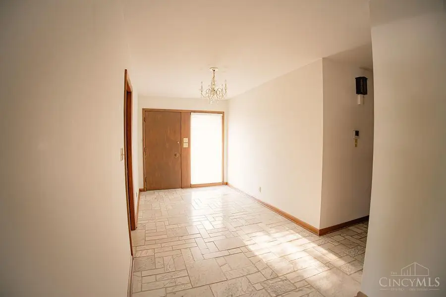 1600 N Breiel Boulevard, Middletown, OH 45042 - #3