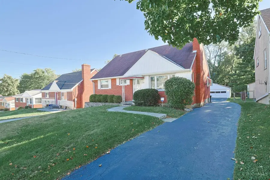 1190 Thurnridge Drive, Reading, OH 45215 - #2