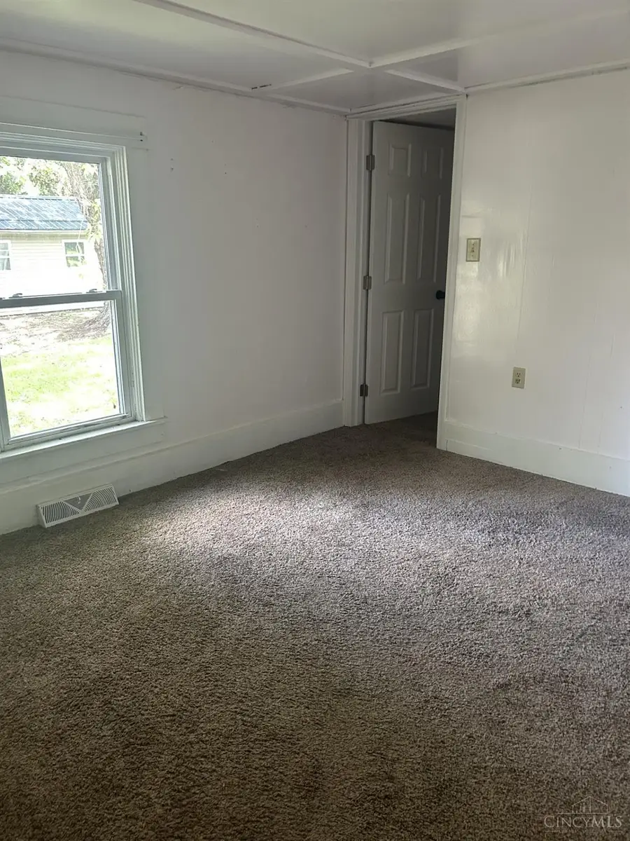 150 N Fairfield Street, Leesburg, OH 45135 - #3