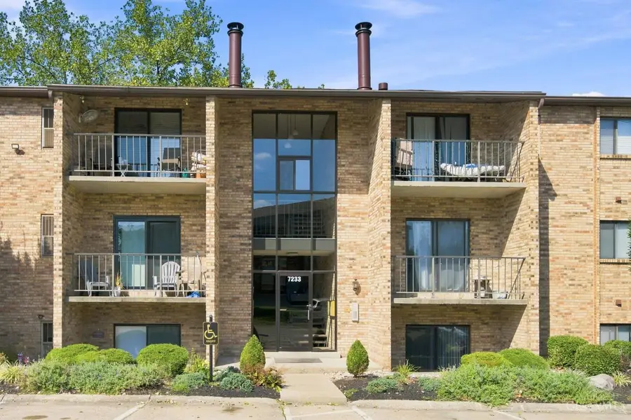 7233 Creekview Drive #7, Colerain, OH 45247 - #2