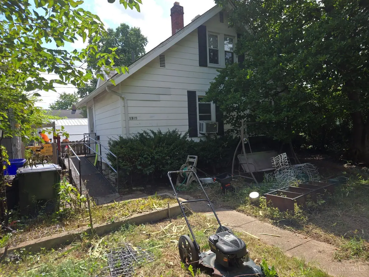 1325 Campbell Avenue, Hamilton, OH 45011 - #1