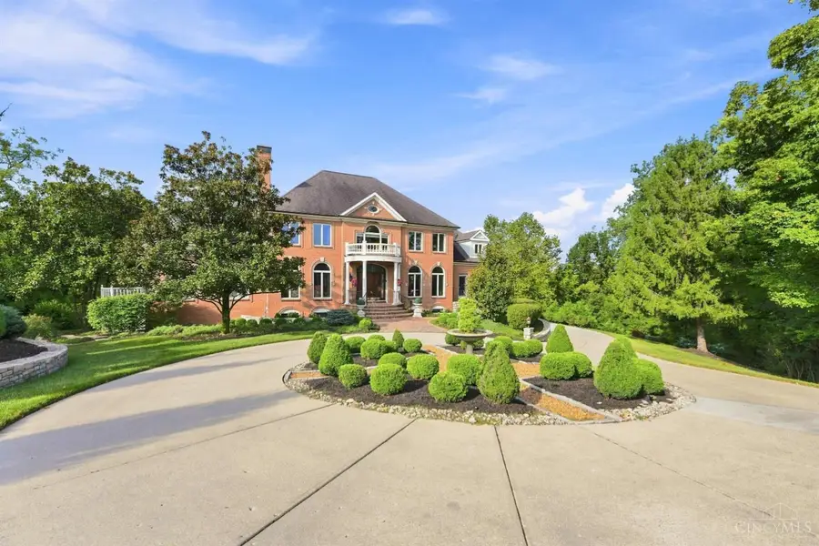 5595 Boomer Road, Cincinnati, OH 45247 - #3