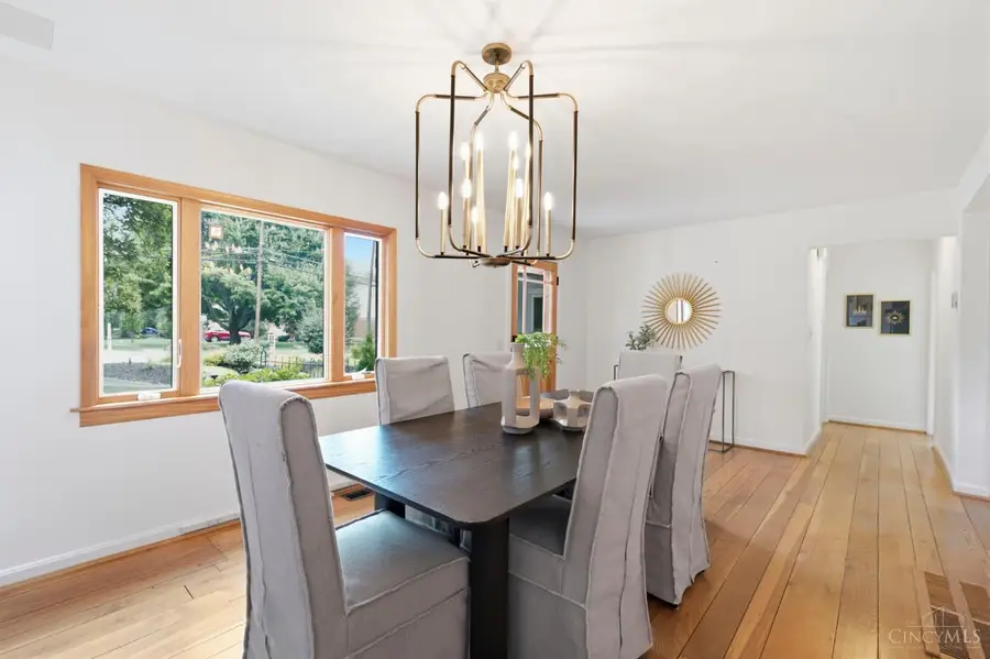 7767 Shawnee Run Rd, Indian Hill, OH 45243 - #3