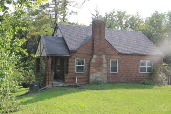 5837 E Kemper Road, Cincinnati, OH 45241