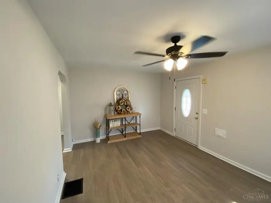 7027 Ellen Avenue, North College Hill, OH 45239 - #3